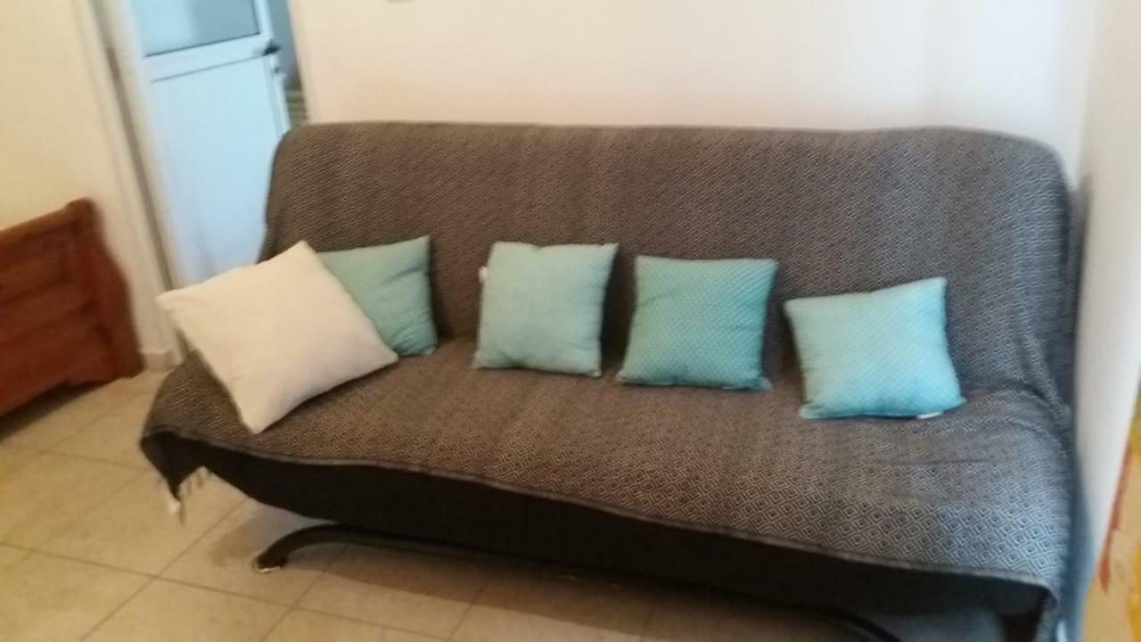 Alekas Pool And Garden Home パ フォス エクステリア 写真