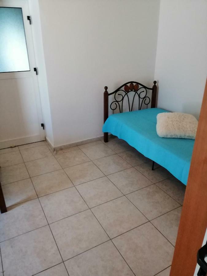 Alekas Pool And Garden Home パ フォス エクステリア 写真